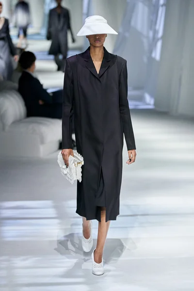 Look 56